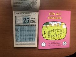 25 Ekim 2003 hediyelik orijinal Fazilet takvim yaprağı (Cin Ali kitabı hediyeli:)