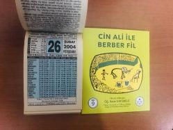 26 Şubat 2004 hediyelik orijinal Fazilet takvim yaprağı (Cin Ali kitabı hediyeli:)