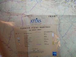 H1---ATLAS DERGİSİ BÜYÜK BOY İKİ PARÇA TÜRKİYE FİZİKİ HARİTASI---16