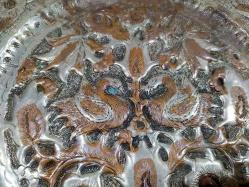 T10---KUŞ DESENLİ EL YAPIMI ESKİ BAKIR DUVAR TABAĞI