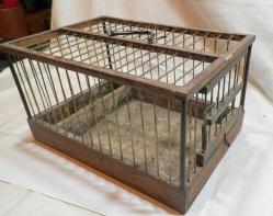 TEL VE AHŞAP ESKİ KUŞ KAFESİ