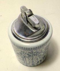 MÇ-2-PORSELEN KAİDELİ BENZİNLİ MASA ÇAKMAĞI-ÇALIŞIYOR