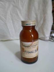 E1--GÜNDÜZ ECZANESİ ETİKETLİ İLAÇ ŞİŞESİ-2