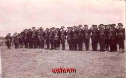 1937 KARS SARIKAMIŞ / SELAM DURMAKTA OLAN SUBAYLAR TEMALI FOTOĞRAF...