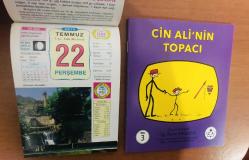 22 Temmuz 2010 hediyelik orijinal Ülkü takvim yaprağı (Cin Ali kitabı hediyeli:)