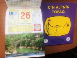 26 Kasım 2013 hediyelik orijinal Ülkü takvim yaprağı (Cin Ali kitabı hediyeli:)