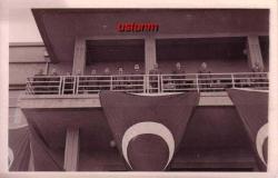 BALKONDA SUBAYLAR TEMALI ASKERİ FOTOĞRAF...