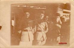 KAPTAN KÖŞKÜNDE ASKERLER FOTOĞRAFI...