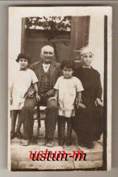 ESKİ DÖNEM DEDE VE TORUNLAR TEMALI FOTOĞRAF...