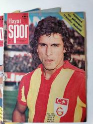 1975 SENESİ HAYAT SPOR DERGİLERİ LOTU...