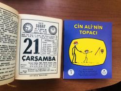 21 Şubat 1973 hediyelik orijinal Sönmez takvim yaprağı (Cin Ali kitabı hediyeli:)