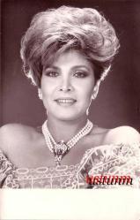 SANAT MÜZİĞİNDEN YÜKSEL UZEL STÜDYO FOTOĞRAFI...