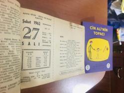 27 Şubat 1962 hediyelik orijinal Ajans Türk takvim yaprağı (Cin Ali kitabı hediyeli:)