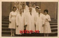 DOKTORLAR VE HEMŞİRELER TEMALI ESKİ FOTOĞRAF...