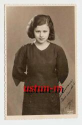 1936 TARİHLİ VE İMZALI GENÇ KIZ FOTOĞRAFI...