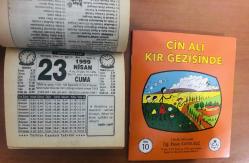 23 Nisan 1999 orijinal Türkiye gazetesi takvim yaprağı (Cin Ali kitabı hediyeli :)