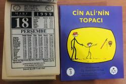 18 Mart 1999 hediyelik orijinal İmam Hatip takvim yaprağı (Cin Ali kitabı hediyeli:)