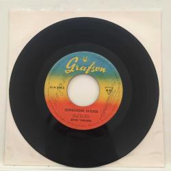 Sevim Tanürek - Garibin derdinden garipler anlar / Döneceğim diyerek / 45'lik plak