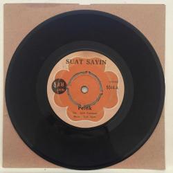 Suat Sayın - Felek / İki elim yakanda / 45'lik plak