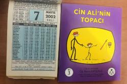 7 Mayıs 2002 hediyelik orijinal Fazilet takvim yaprağı (Cin Ali kitabı hediyeli:)