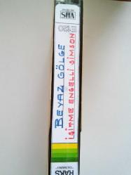 Efemera - BEYAZ GÖLGE-TRT DİZİSİ-İŞİTME ENGELLİ SİMSON -VHS VİDEO KASET - kitantik - kitaLog