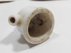 K107-----PORSELENDEN  BAHÇELER İÇİN ESKİ DUYU MUHAFAZALIK