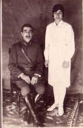LOT.13 » 1927 TARİHLİ SUBAY VE KIZI FOTOĞRAFI...
