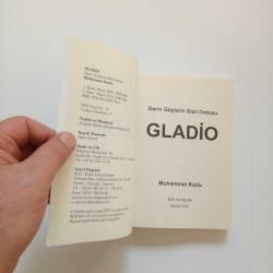 GLADİO (DERİN GÜÇLERİN GİZLİ ORDUSU) (2. EL)