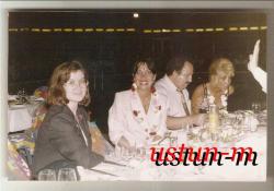 OYA BAŞAR YEMEKTE FOTOĞRAF...