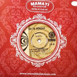 Salim DÜNDAR - Bir dost bulamadım gün akşam oldu, Kalbimi kim çalıyor