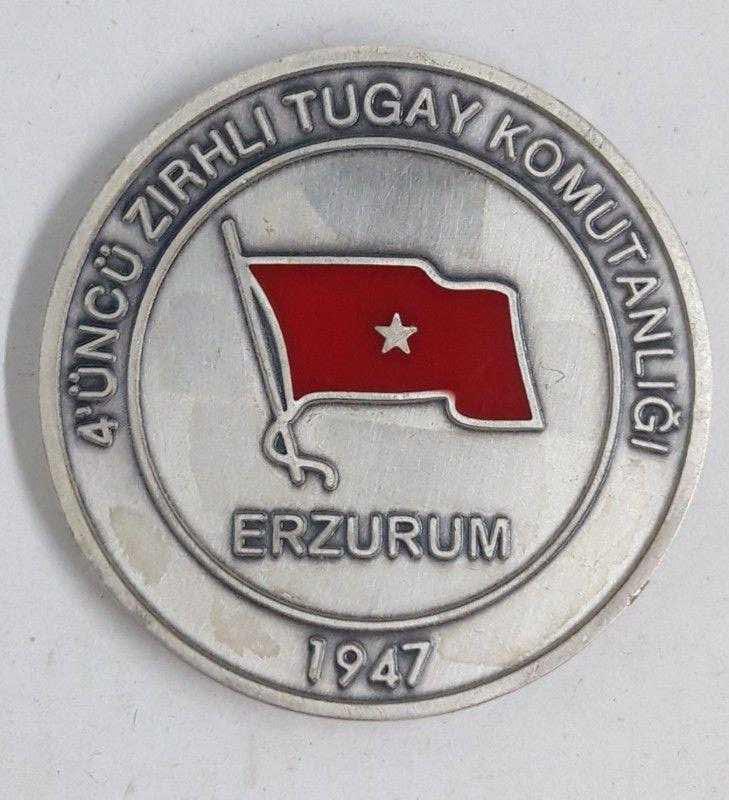 Erotik yoki pornografik: Talaba uyda oqituvchi bilan imtihon topshirish uchun keldi.