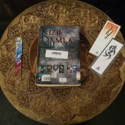 Kızıl Damla (Bir Gece Avcısı Dünyası Romanı)