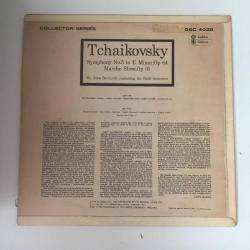 Pyotr Ilyich Tchaikovsky / Sir John Barbirolli / Hallé Orchestra - Tchaikovsky Symphony No. 5 in E Minor / Op 64 and Marche Slave, Op 31