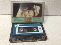 T*T*** EMEL SAYIN - KANIMDA KIVILCIM - 811337