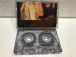 T*T*** İLHAN İREM - SEVGİLİLER GÜNÜ