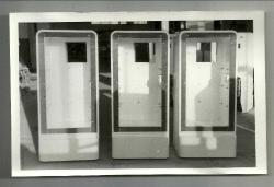 ÇOK ESKİ BİR BUZDOLABININ FABRİKA YAPIM FOTOĞRAFLARI...