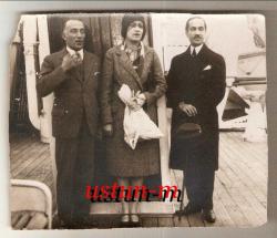 ARKASI ESKİ TÜRKÇE YAZILI ÜÇ KİŞİLİK FOTOĞRAF...