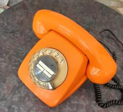 Antika - TURUNCU ÇEVİRMELİ TELEFON - kitantik - kitaLog