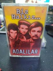 ADALILAR - BİZ HALKIZ - AMBALAJLI - KASET