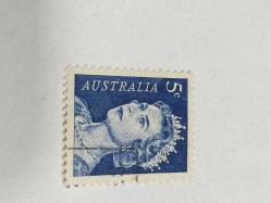 P5-9-4-1966-İKİ ADET DAMGALI AVUSTRALYA KRALİÇE ELİZABETH POSTA PULU-