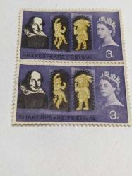 P6-7--1964-İKİ ADET DAMGALI İNGİLTERE KRALİÇE ELİZABET VE SHAKESPEAREH POSTA PULU