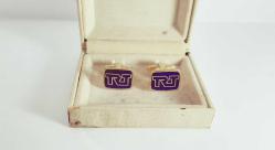 ESKİ - TRT KOL DÜĞMESİ - ROZET - MADALYA KUTULU ÇOK NADİR ÇIKAR B5639