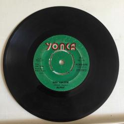 Alpay / Bak kalbim - Ben armudu dişlerim / 45'lik