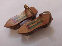 K15- YENİÇERİ RESİMLİ MİNİ BOY BİR ÇİFT NALIN