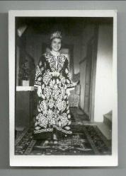 BİNDALLI VE KÖY KIYAFETLİ KADIN FOTOĞRAFLARI...