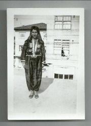 BİNDALLI VE KÖY KIYAFETLİ KADIN FOTOĞRAFLARI...