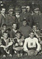 ASKERİ LİSELERİN FUTBOLCULARI VE YAKIŞIKLI SUBAYLARI TOPLU FOTOĞRAF...