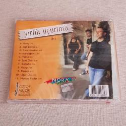 Yırtık Uçurtma - İki - Cd ( Ambalajı Açılmamış )