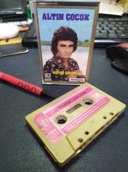 HAYRİ ŞAHİN - ALTIN ÇOCUK - TÜRKÜOLA 726 - KASET