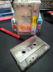 DİLBER AY - YARALI GÖNLÜM - KASET